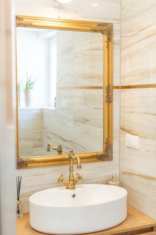 Apartment Aron Τρογκίρ Εξωτερικό φωτογραφία